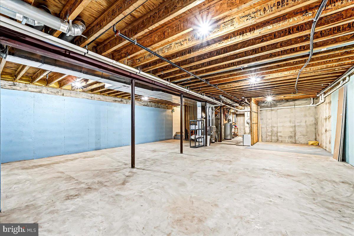 JEFFERSON CROSSING - Residential