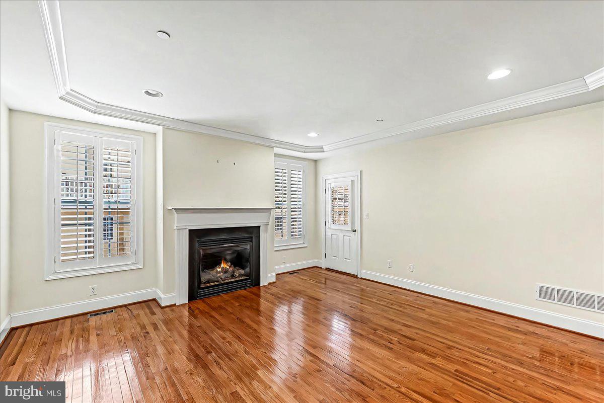 JEFFERSON CROSSING - Residential