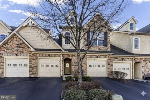 Townhouse For Sale - 2412 Romano Court<br/> NORRISTOWN, PA 19403