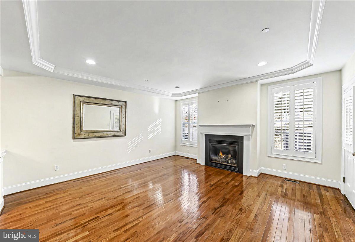 JEFFERSON CROSSING - Residential