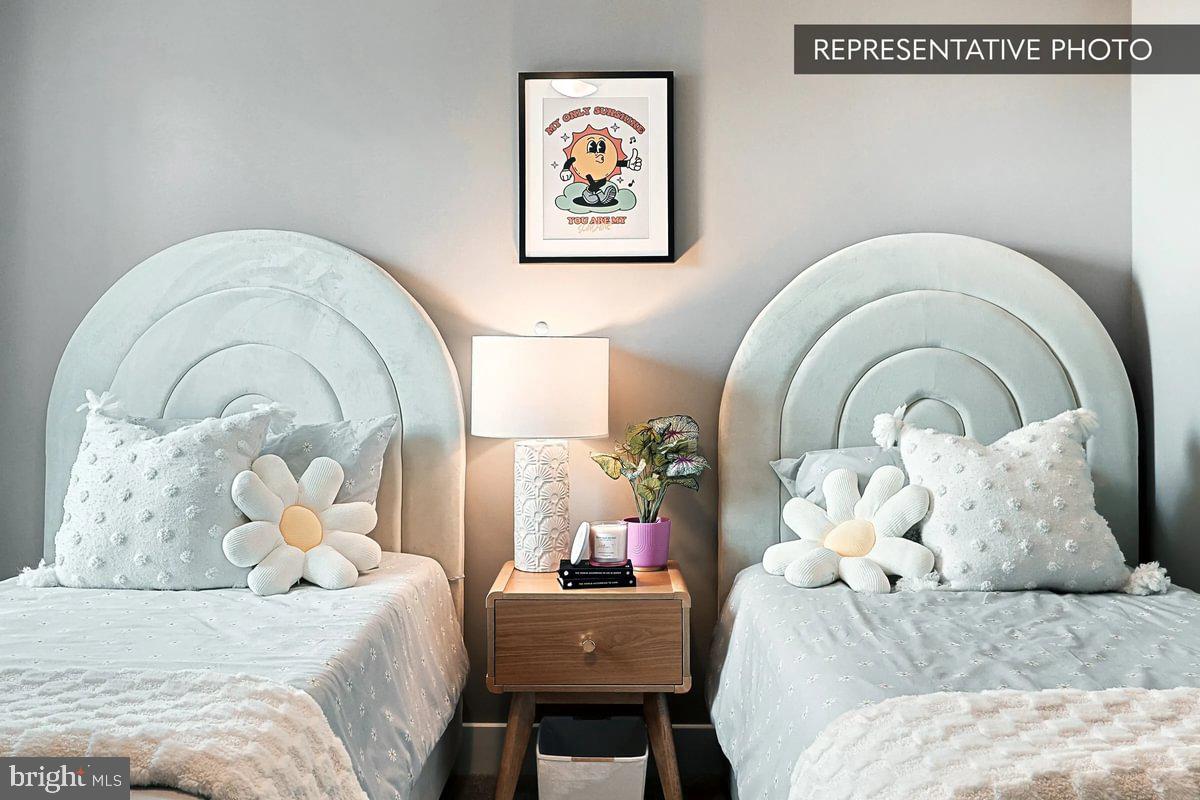 HAMPTON HEIGHTS - Residential