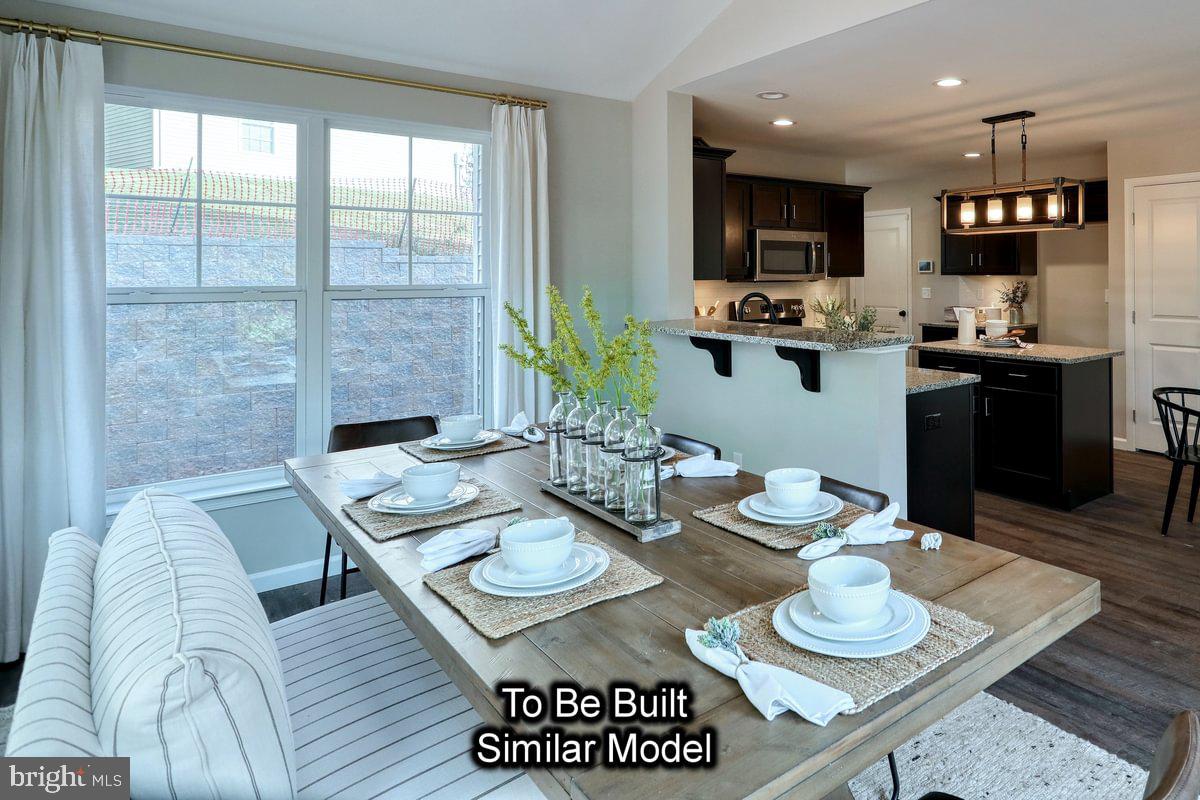 HAMPTON HEIGHTS - Residential