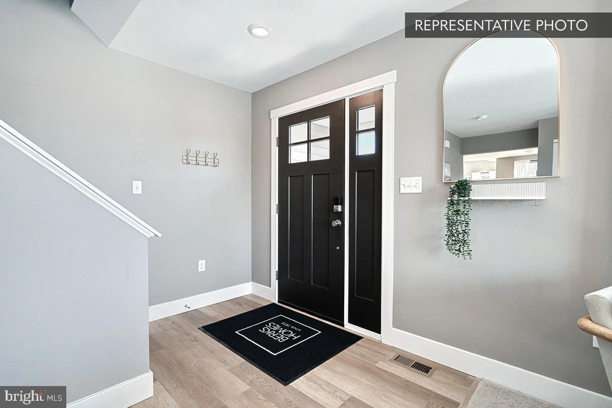 HAMPTON HEIGHTS - Residential