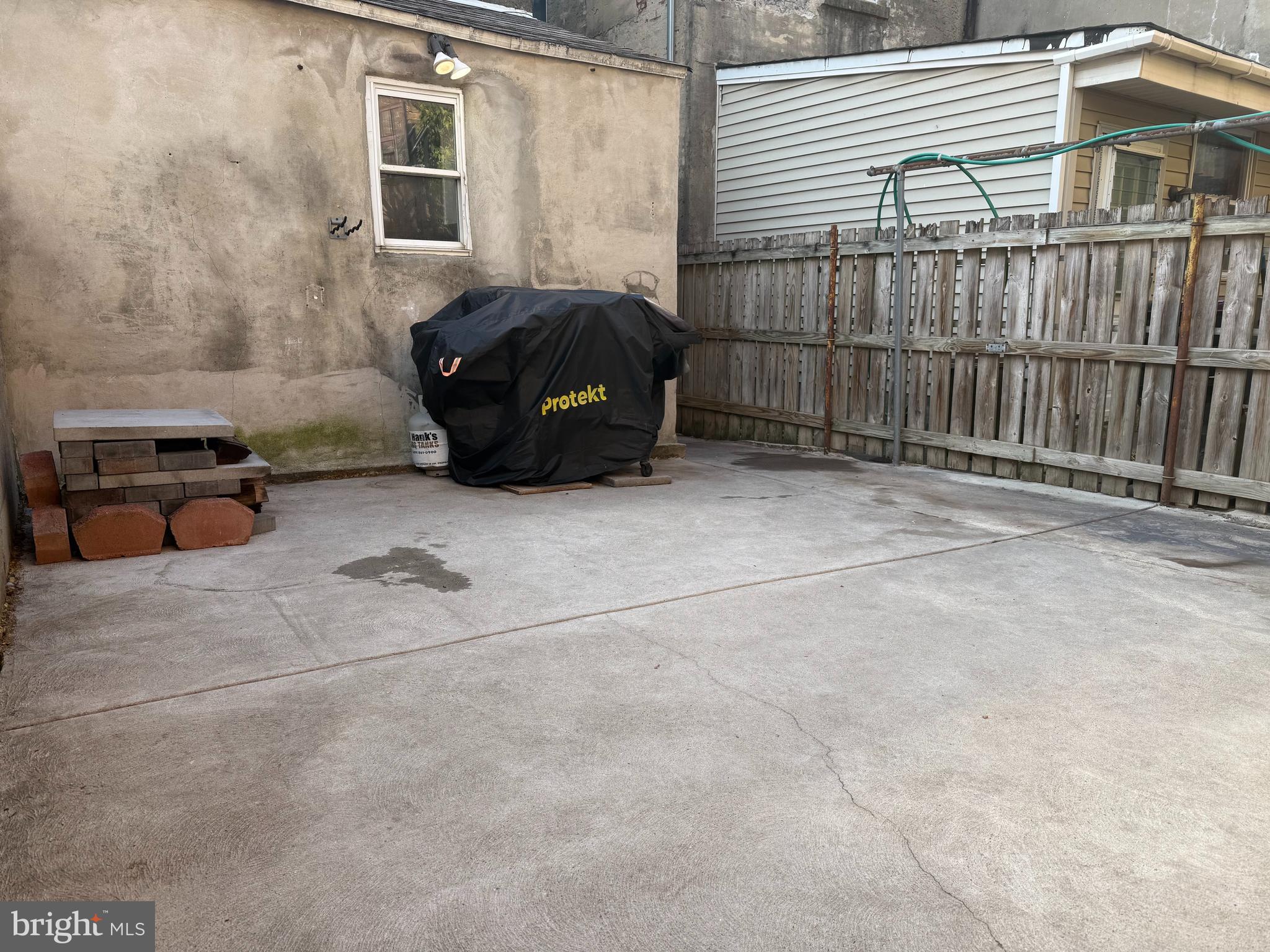 PORT RICHMOND - Residential