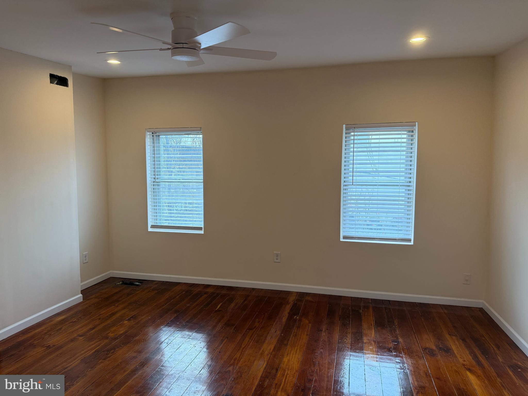 PORT RICHMOND - Residential