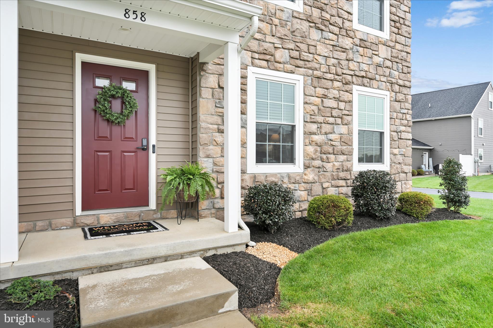 TRAIL SIDE - Residential