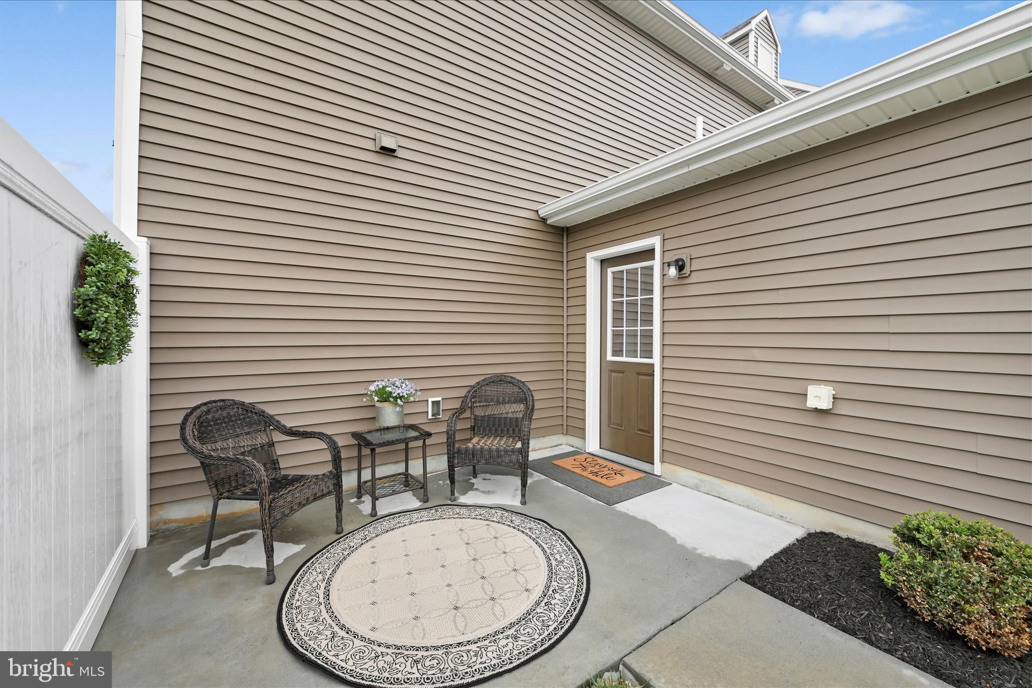 TRAIL SIDE - Residential