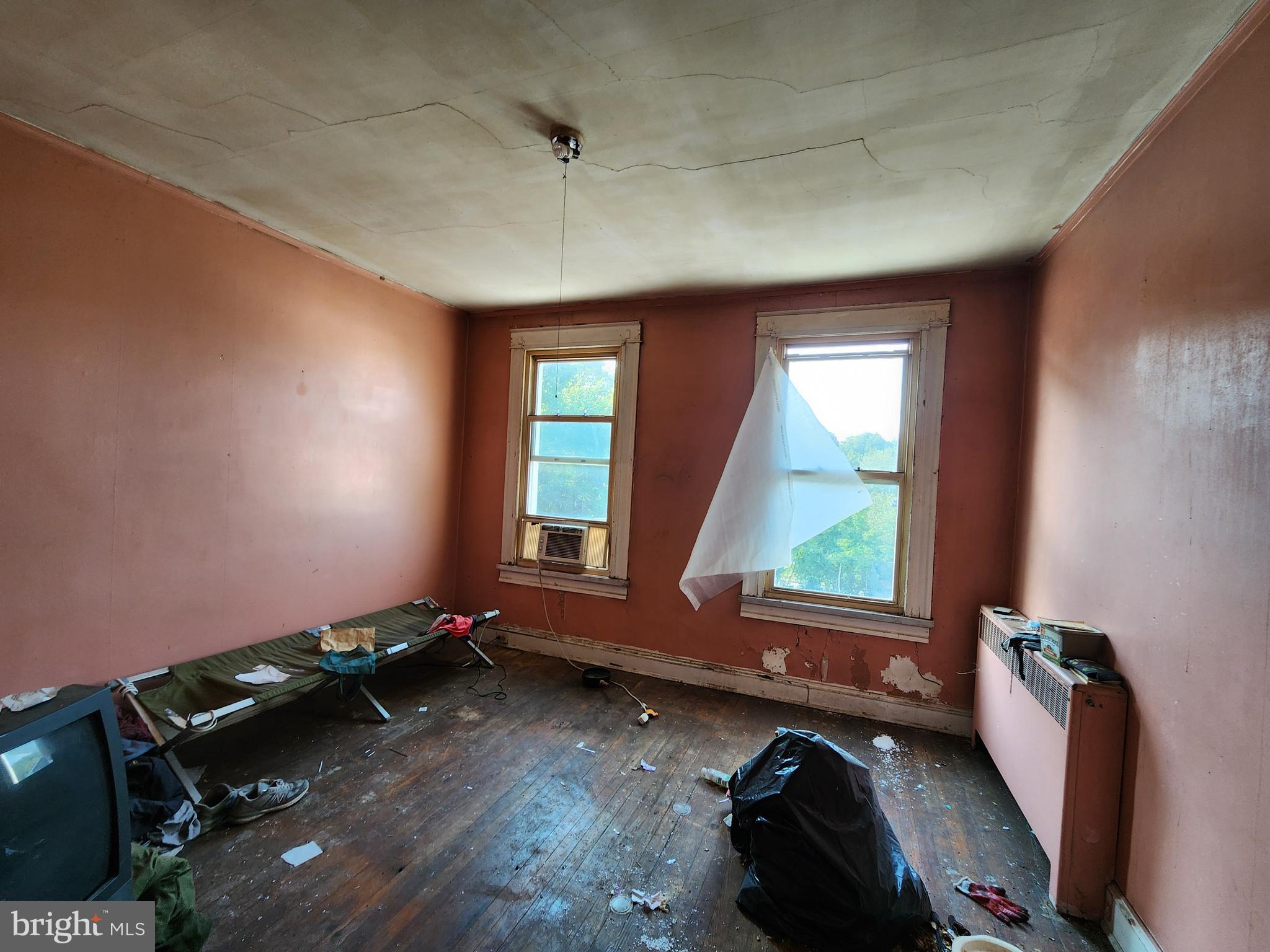 SHIPLEY HILL - Residential