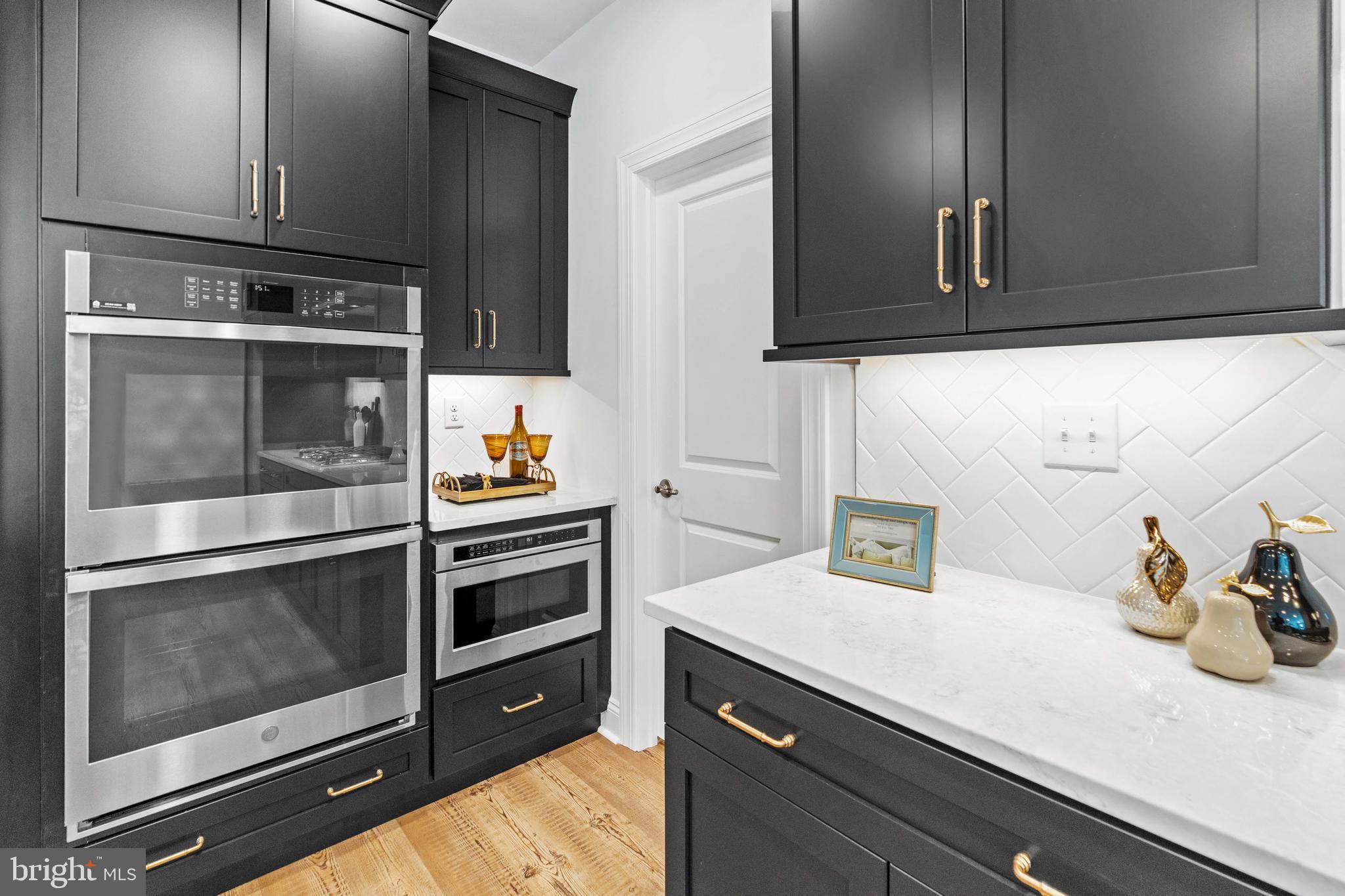 BRIAR CREEK - Residential