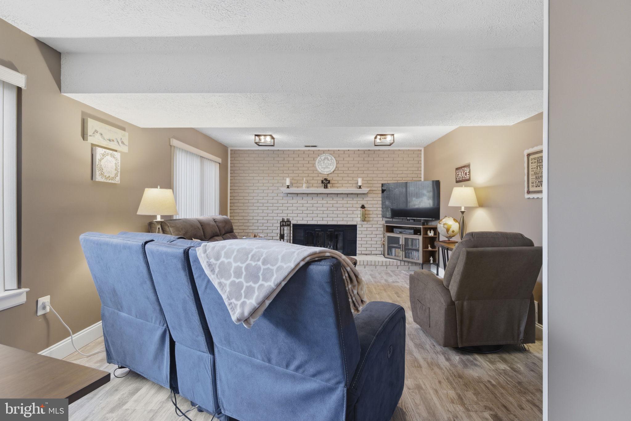 OWINGS MANOR - Residential