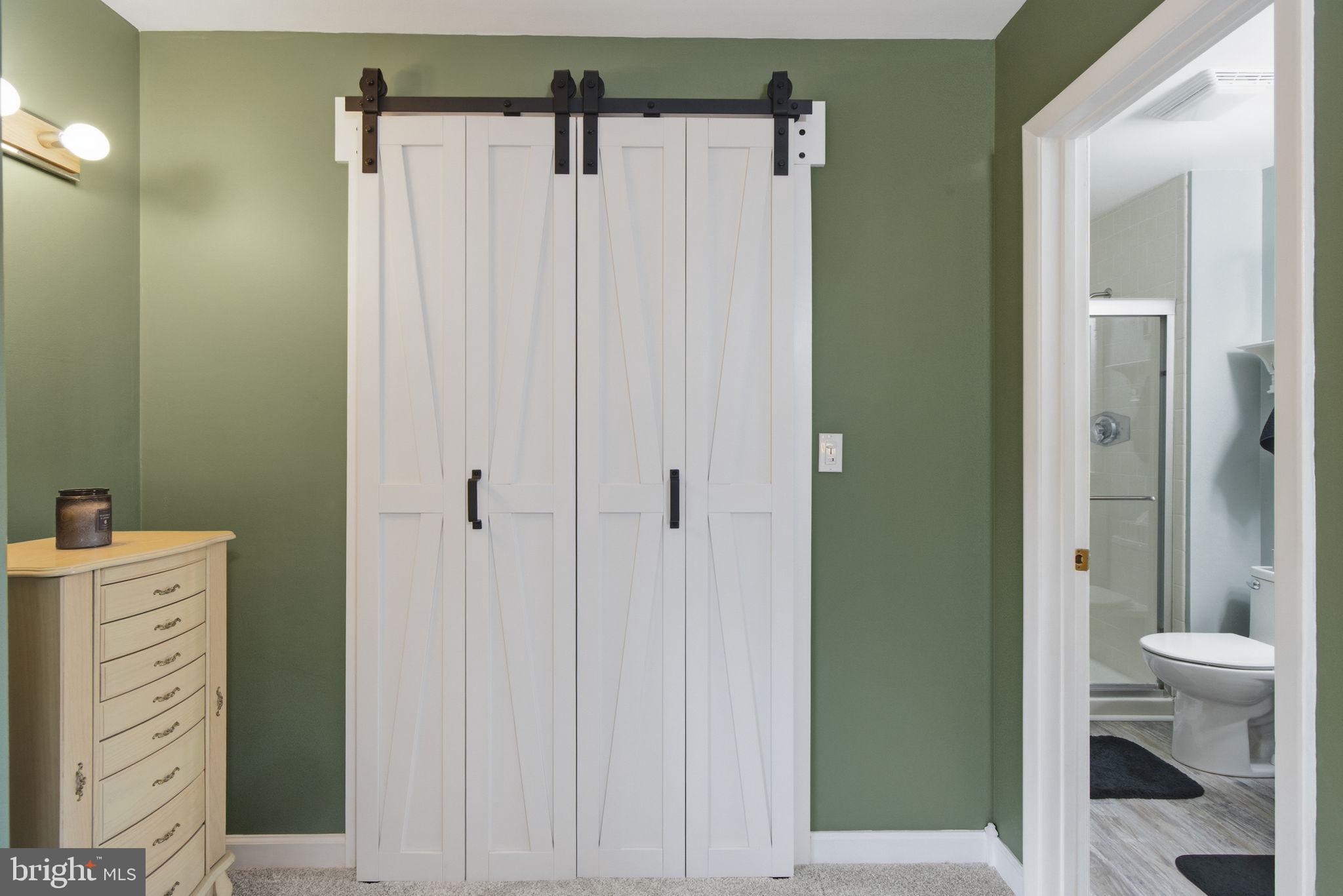 OWINGS MANOR - Residential