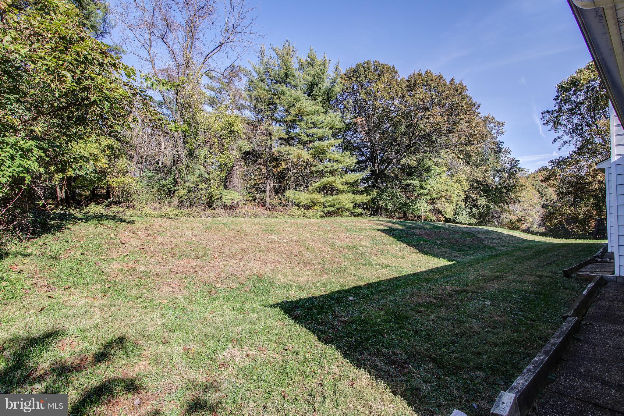 ROCKVILLE ESTATES - Residential