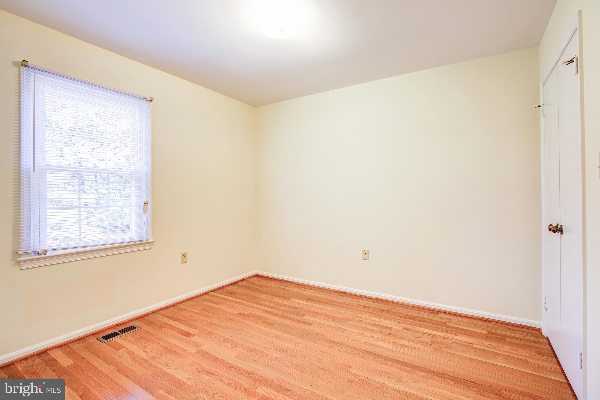 ROCKVILLE ESTATES - Residential