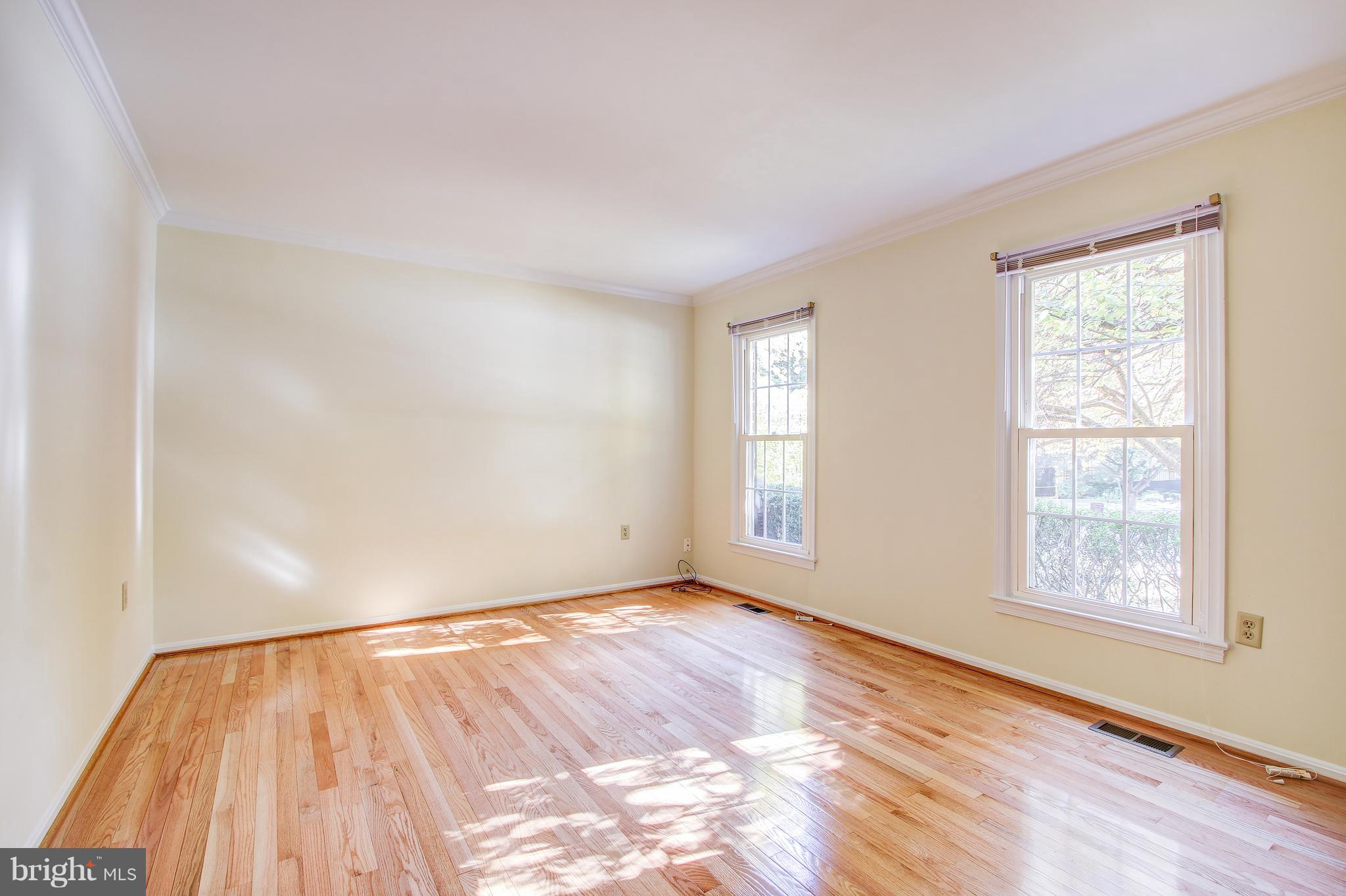 ROCKVILLE ESTATES - Residential