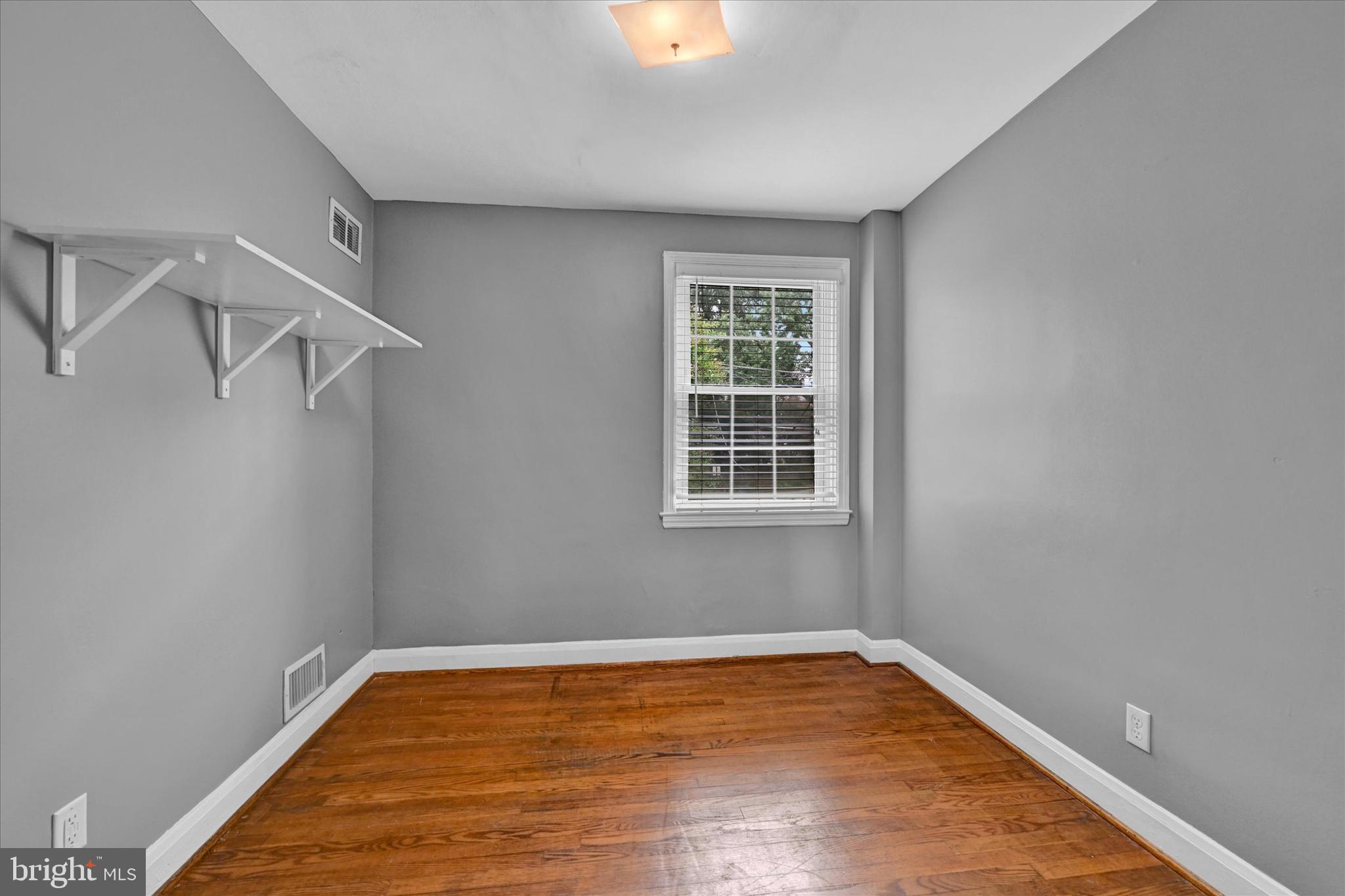 GAYWOOD - Residential Lease