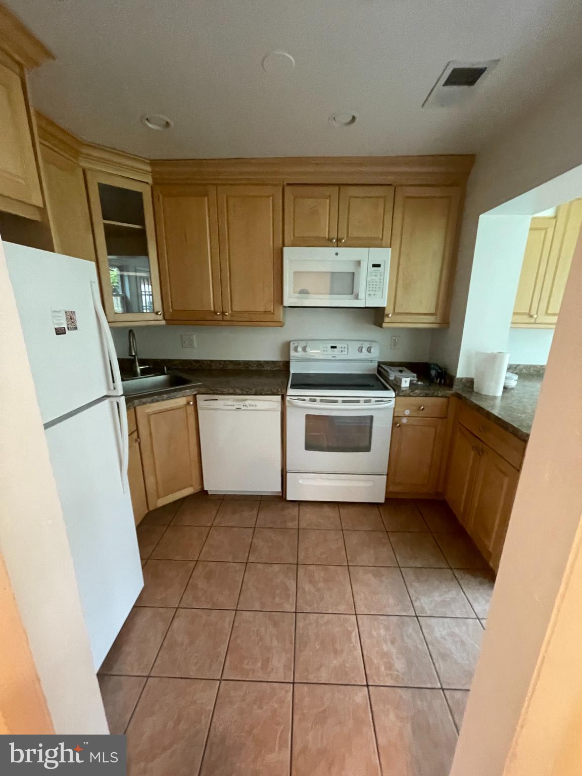 NORTHWOOD VILLAGE - Residential Lease