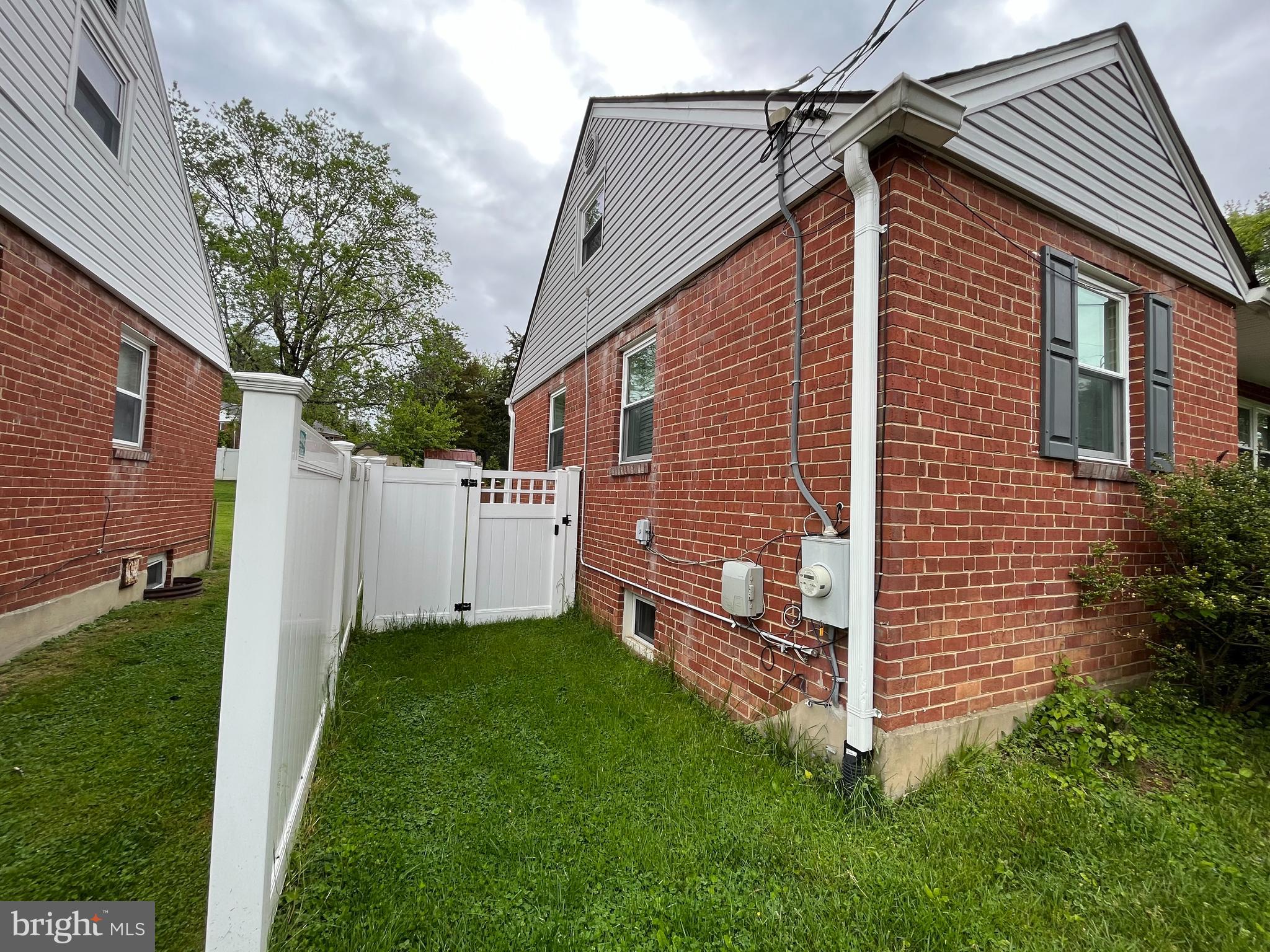 NORTHWOOD VILLAGE - Residential Lease