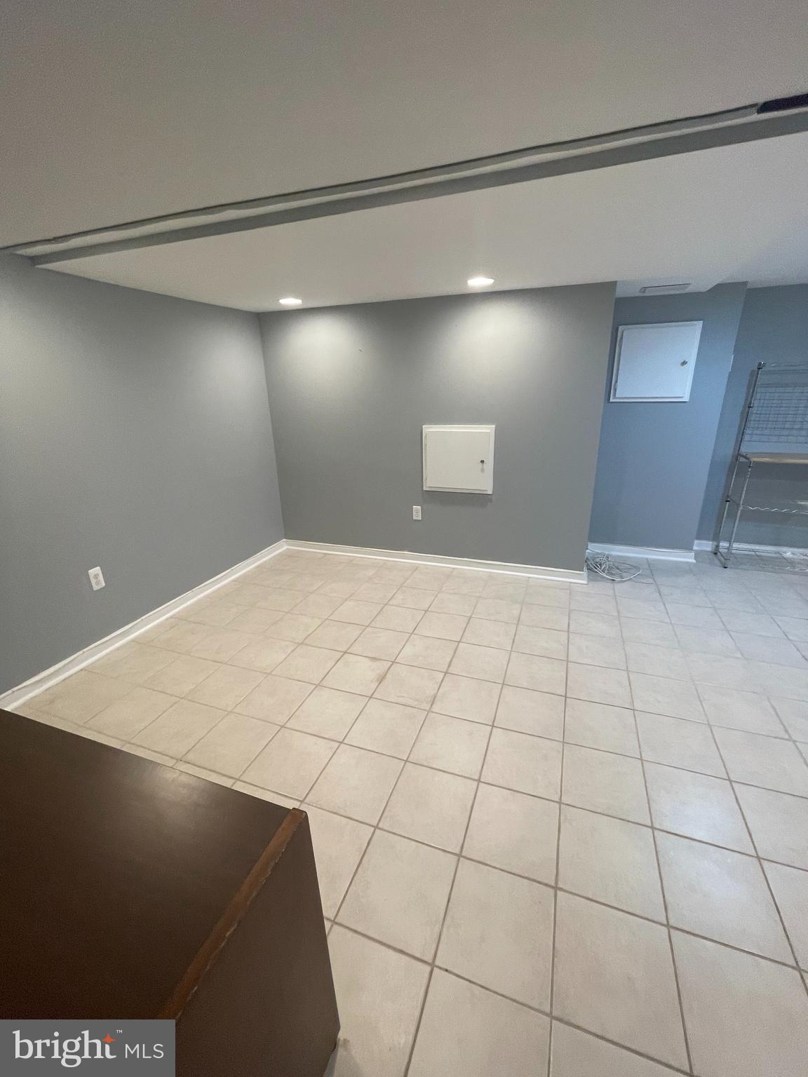 NORTHWOOD VILLAGE - Residential Lease