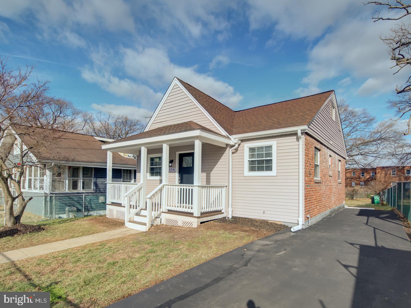 ROGERS HEIGHTS - Residential