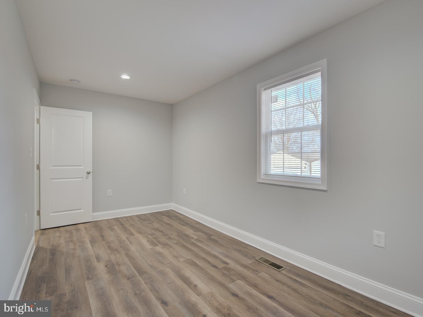 ROGERS HEIGHTS - Residential