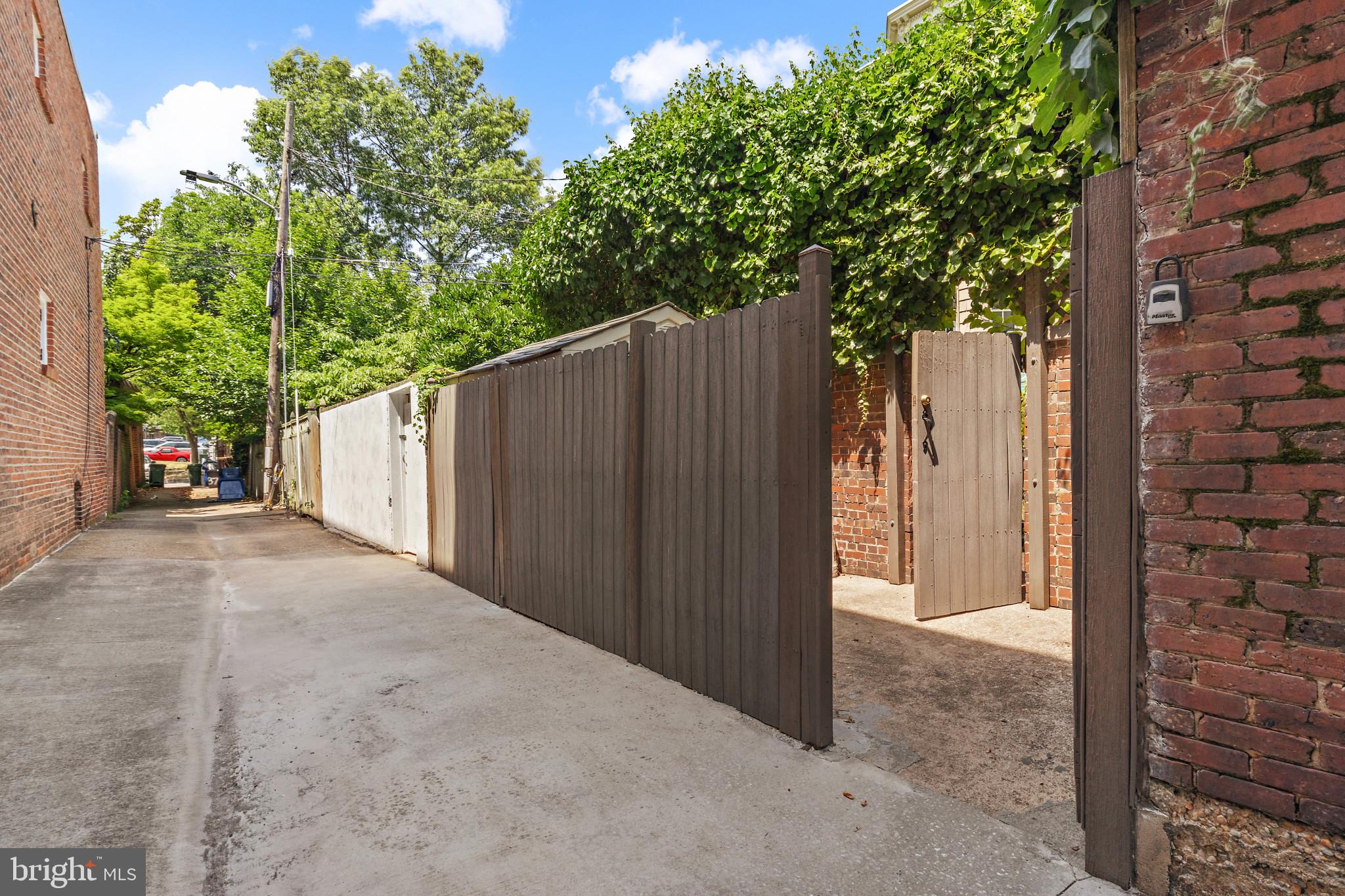 BOLTON HILL HISTORIC DISTRICT - Residential