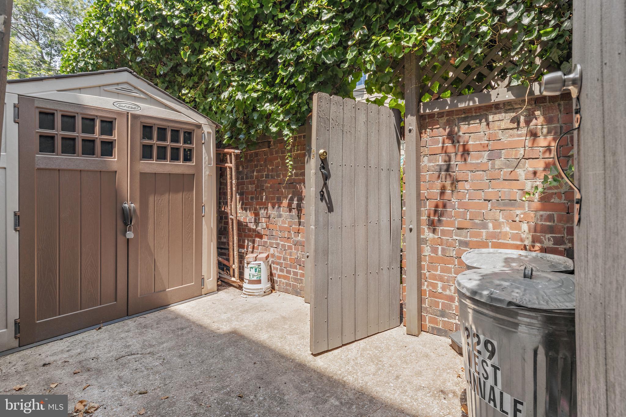 BOLTON HILL HISTORIC DISTRICT - Residential