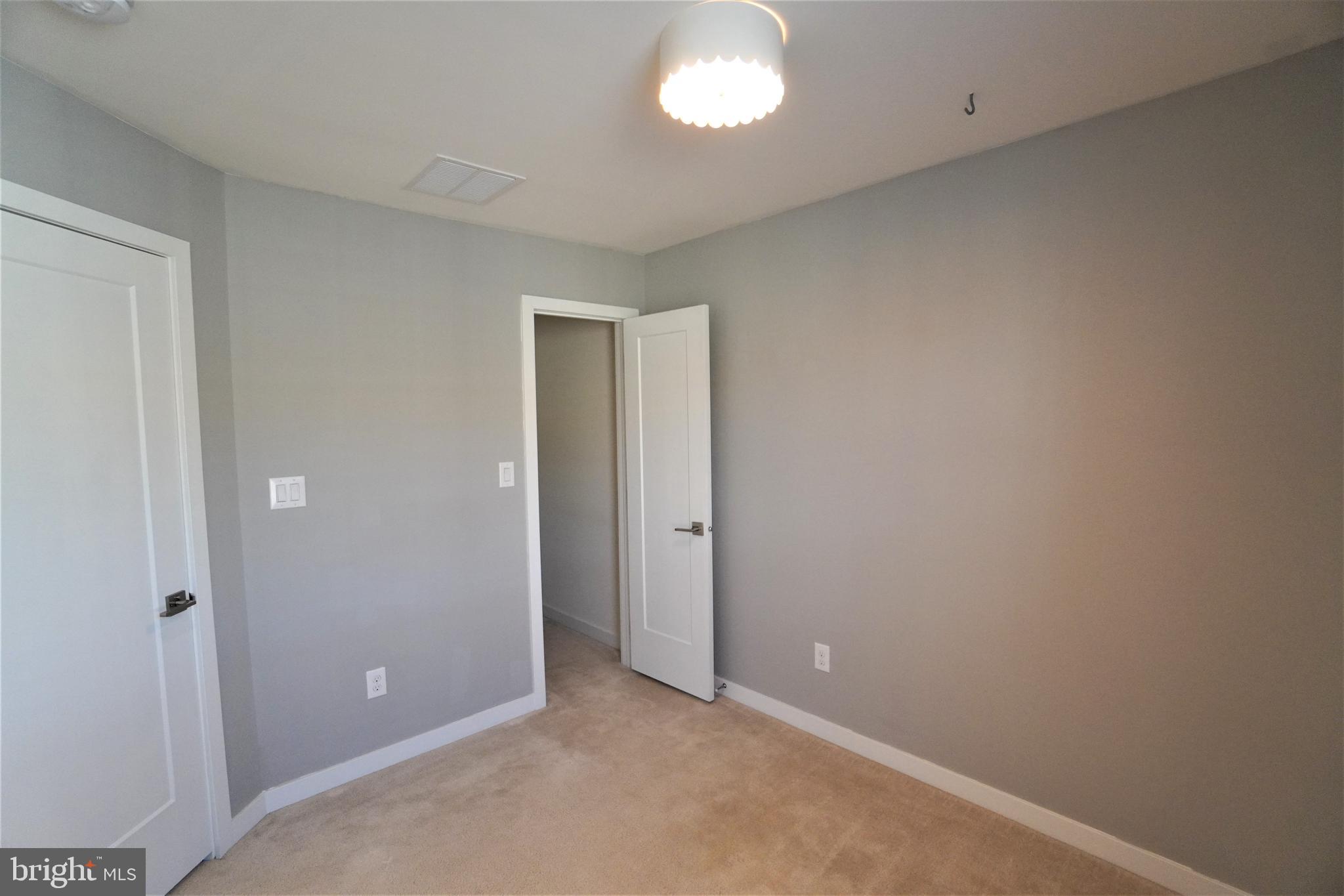 HATBORO STATION - Residential Lease