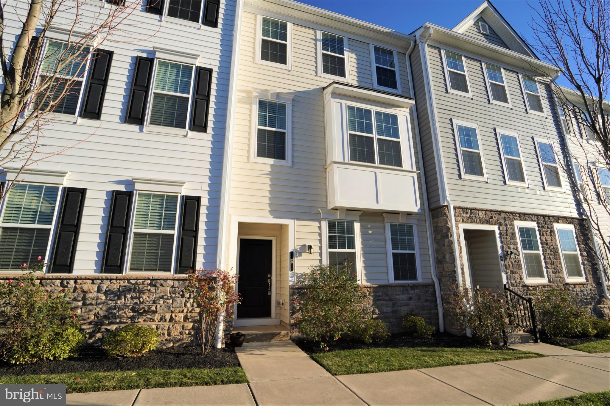 HATBORO STATION - Residential Lease