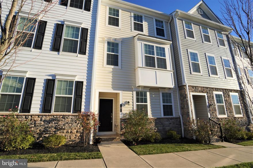 Move in Ready! This Toll Brothers townhome is 6 years young. The Main level has an upgraded kitchen with large island, granite countertops and tile backsplash, 42" cabinets and stainless steel appliances. The luxurious pre-engineered hardwood can be found through the main level and lower level. The spacious family room, dining area and powder room complete the main level. The third level comes with an owner's retreat that includes a spacious bedroom, walk-in closet and large bathroom. The other two bedrooms are generous sized and there's also a full bath as well as a second floor laundry room. The second floor carpet is brand new. The lower-level provides extra space for a living room, den or home office. This townhome is walking distance to local breweries, restaurants, and the SEPTA train station, which is a direct line to CC. This maintenance-free townhouse is close to the PA Turnpike, Route 611 and the Blue Route. Hatboro Station has a dog park and walking trails. Close to Pennypack Park with walking and hiking trails. Owner pay HOA fee.