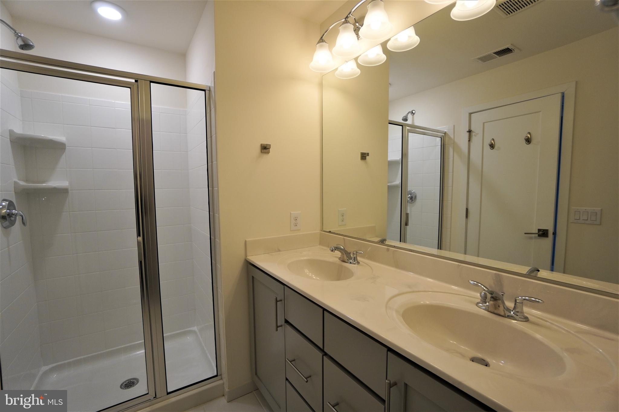 HATBORO STATION - Residential Lease