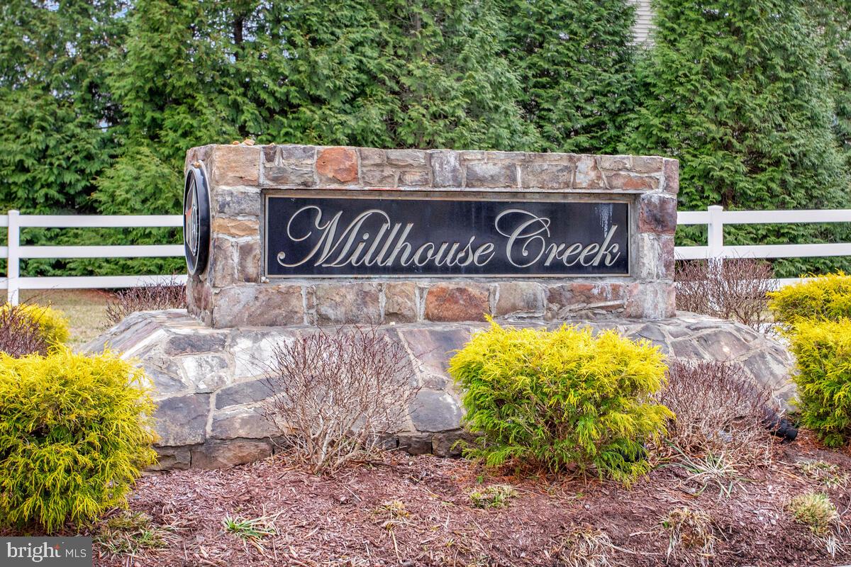 MILLHOUSE CREEK - Residential Lease