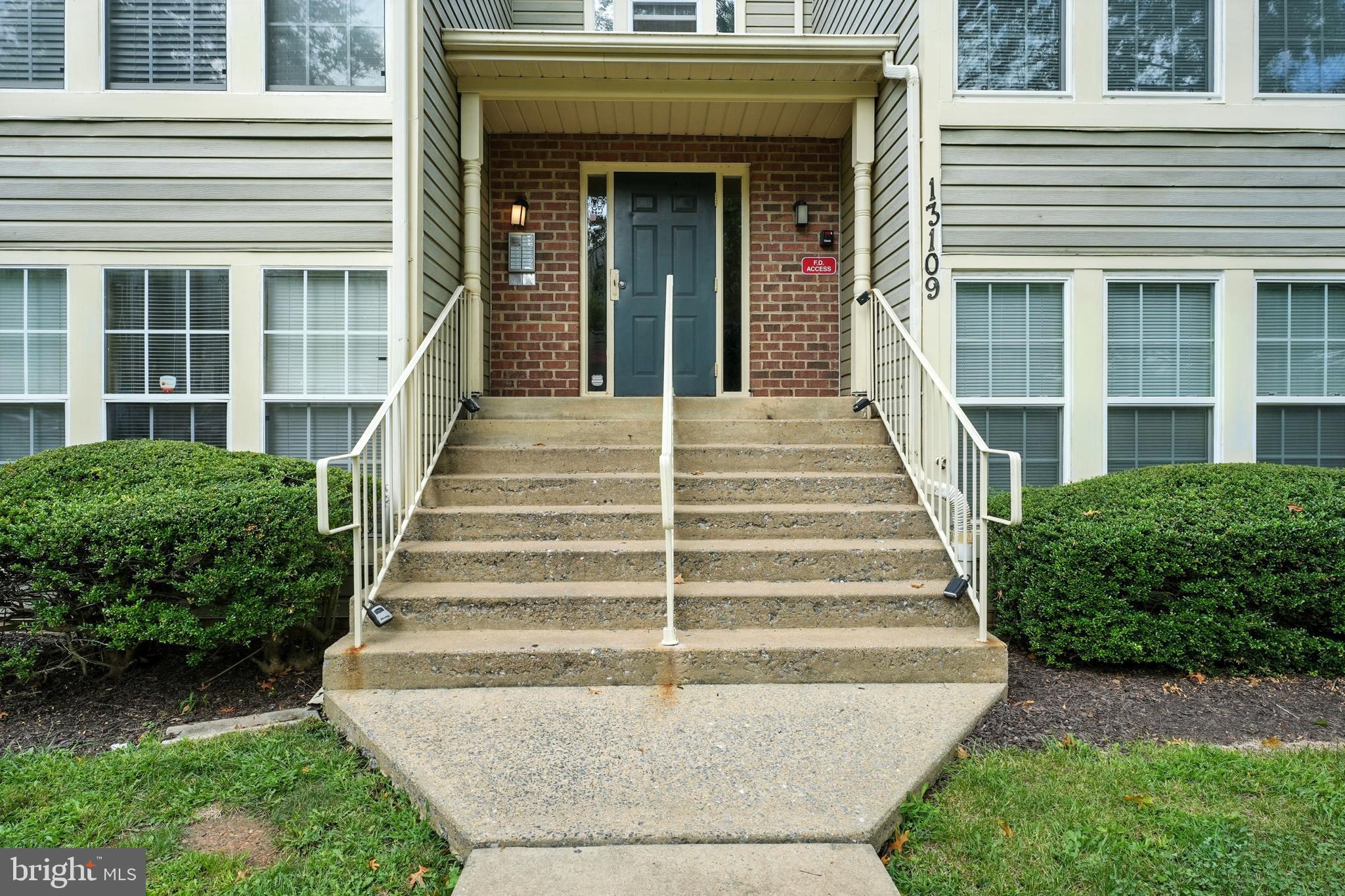 13109 BRIARCLIFF TERRACE 3-305
