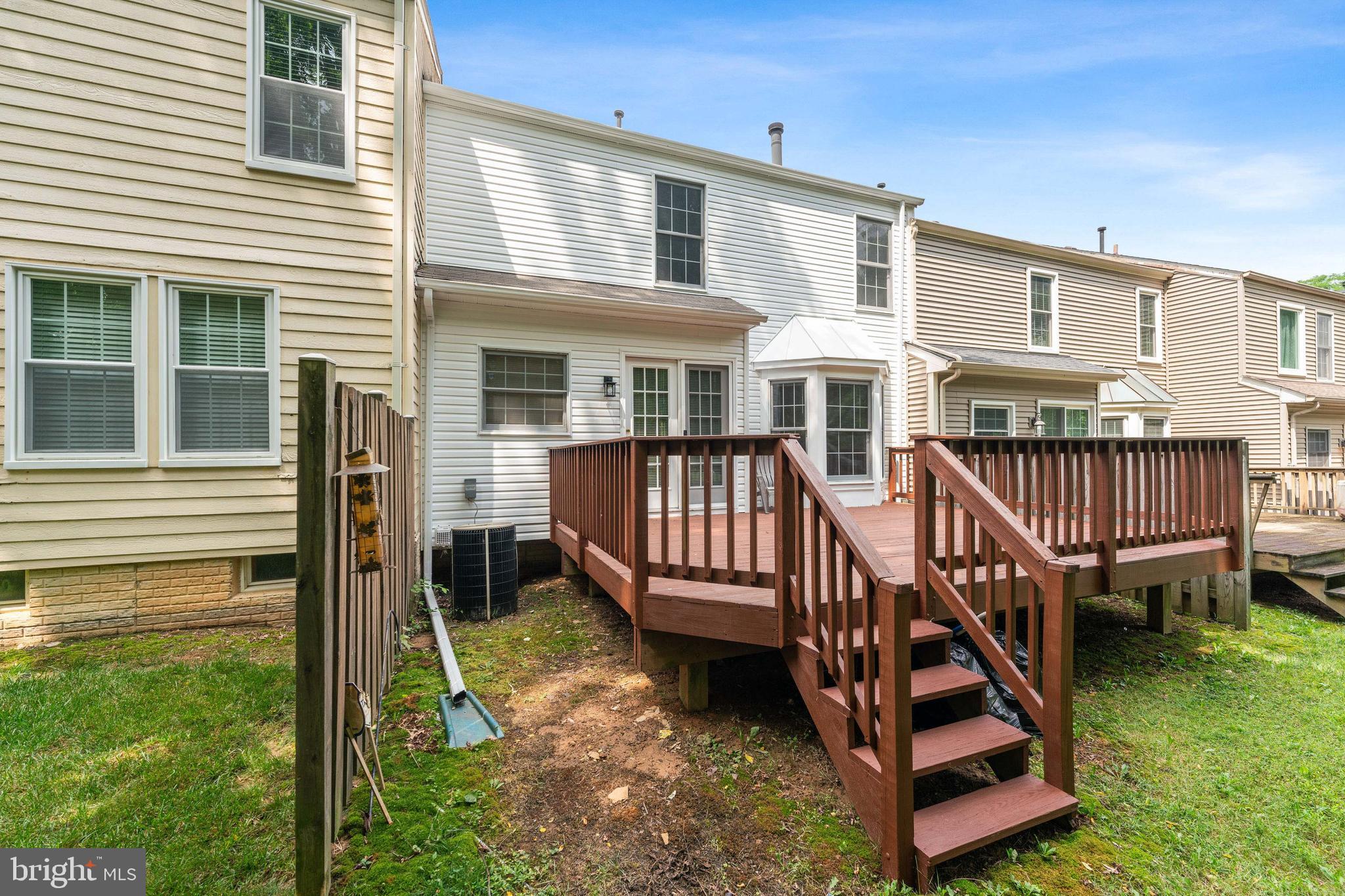 ROSLYN STATION - Residential