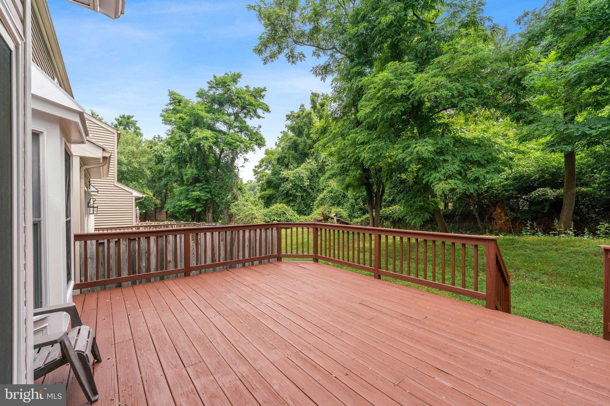 ROSLYN STATION - Residential