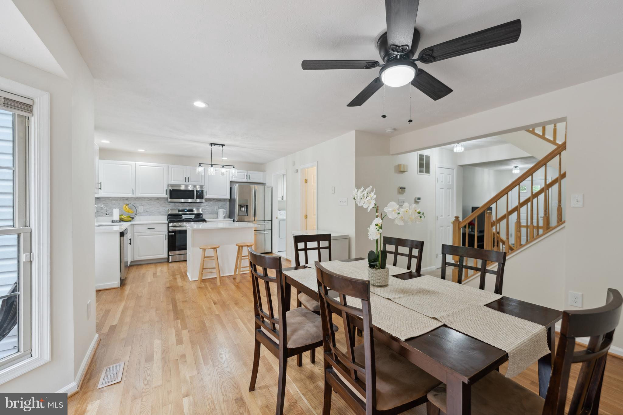 ROSLYN STATION - Residential