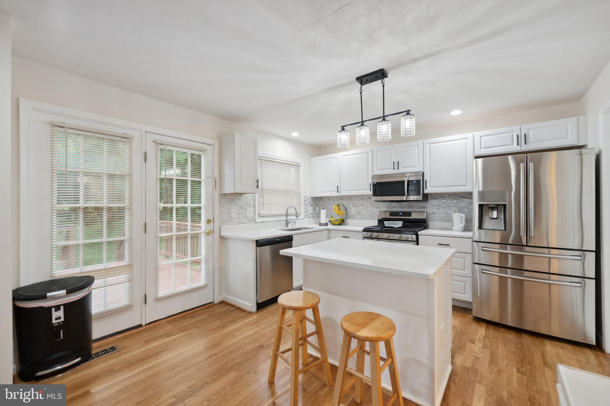 ROSLYN STATION - Residential