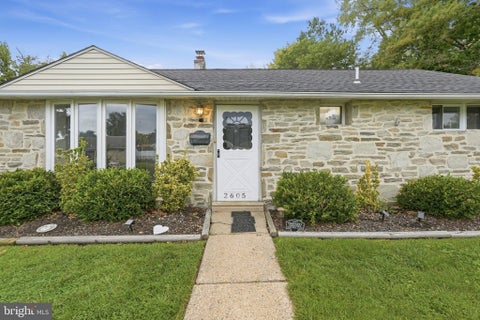 Photo of 2605 Woodlawn Drive, BRISTOL, PA 19007 (MLS # PABU2131546)