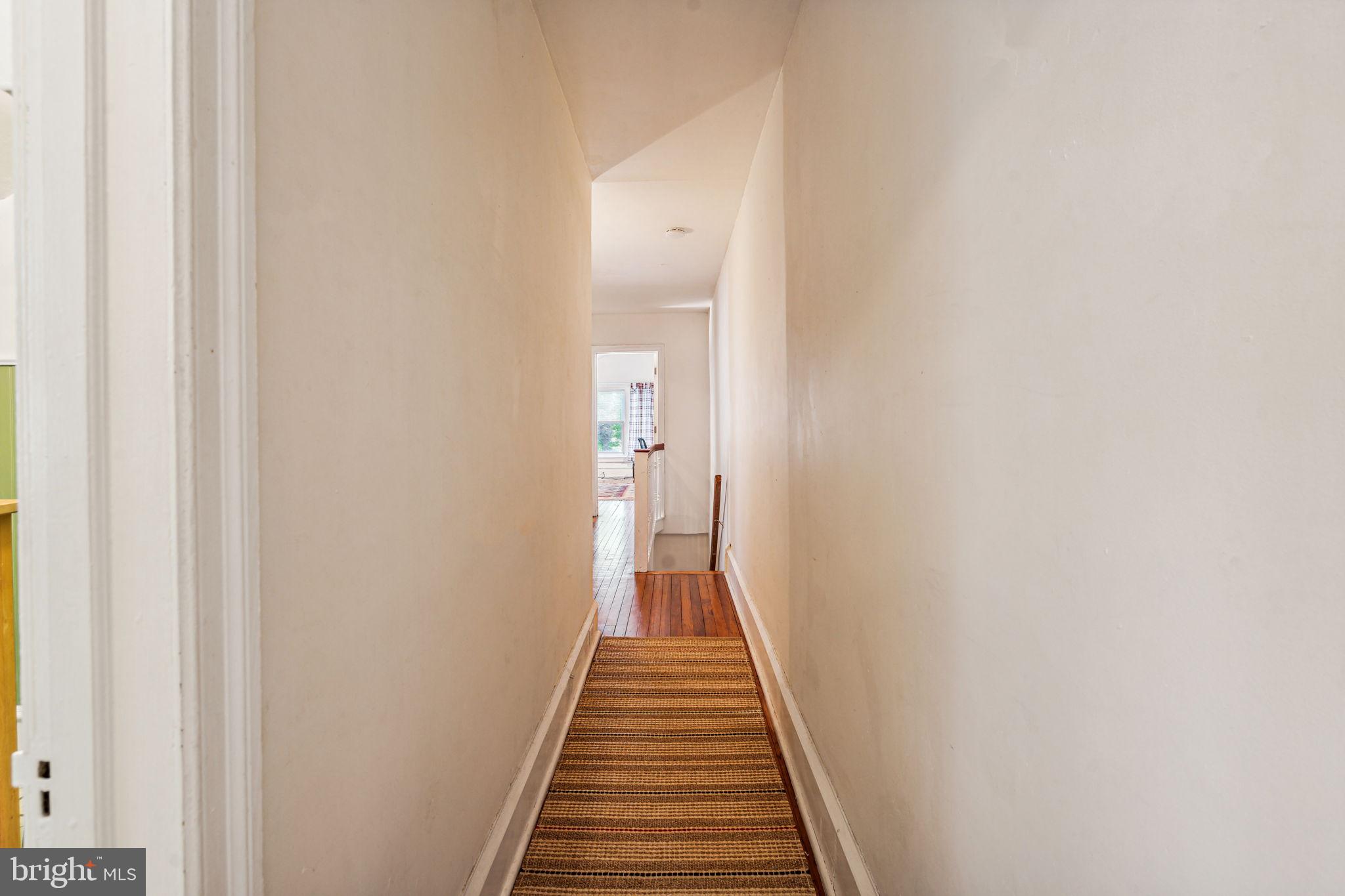 EAST OAK LANE - Residential