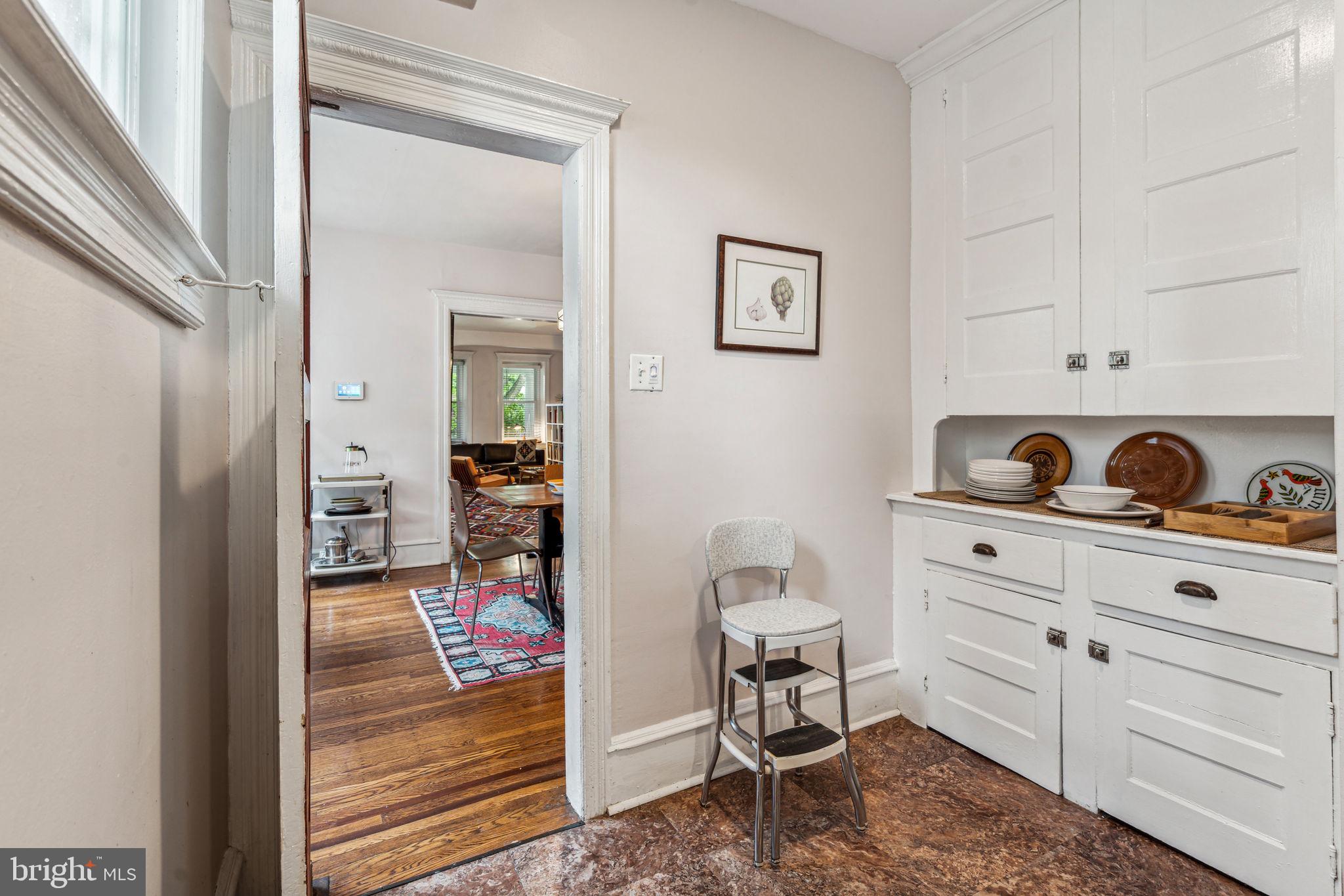 EAST OAK LANE - Residential