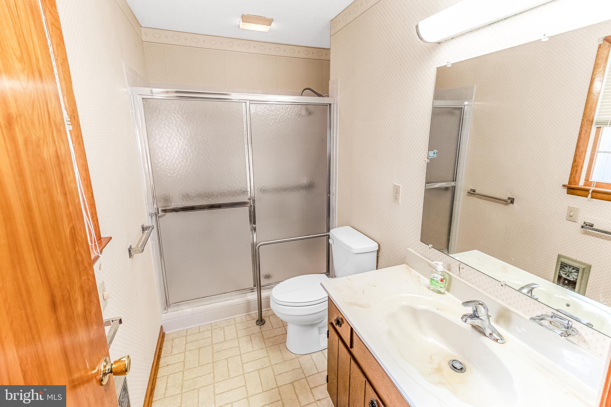 MOUNTAIN VIEW ACRES - Residential