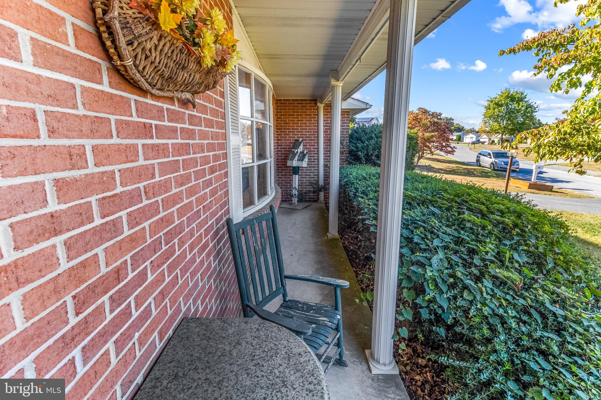 MOUNTAIN VIEW ACRES - Residential