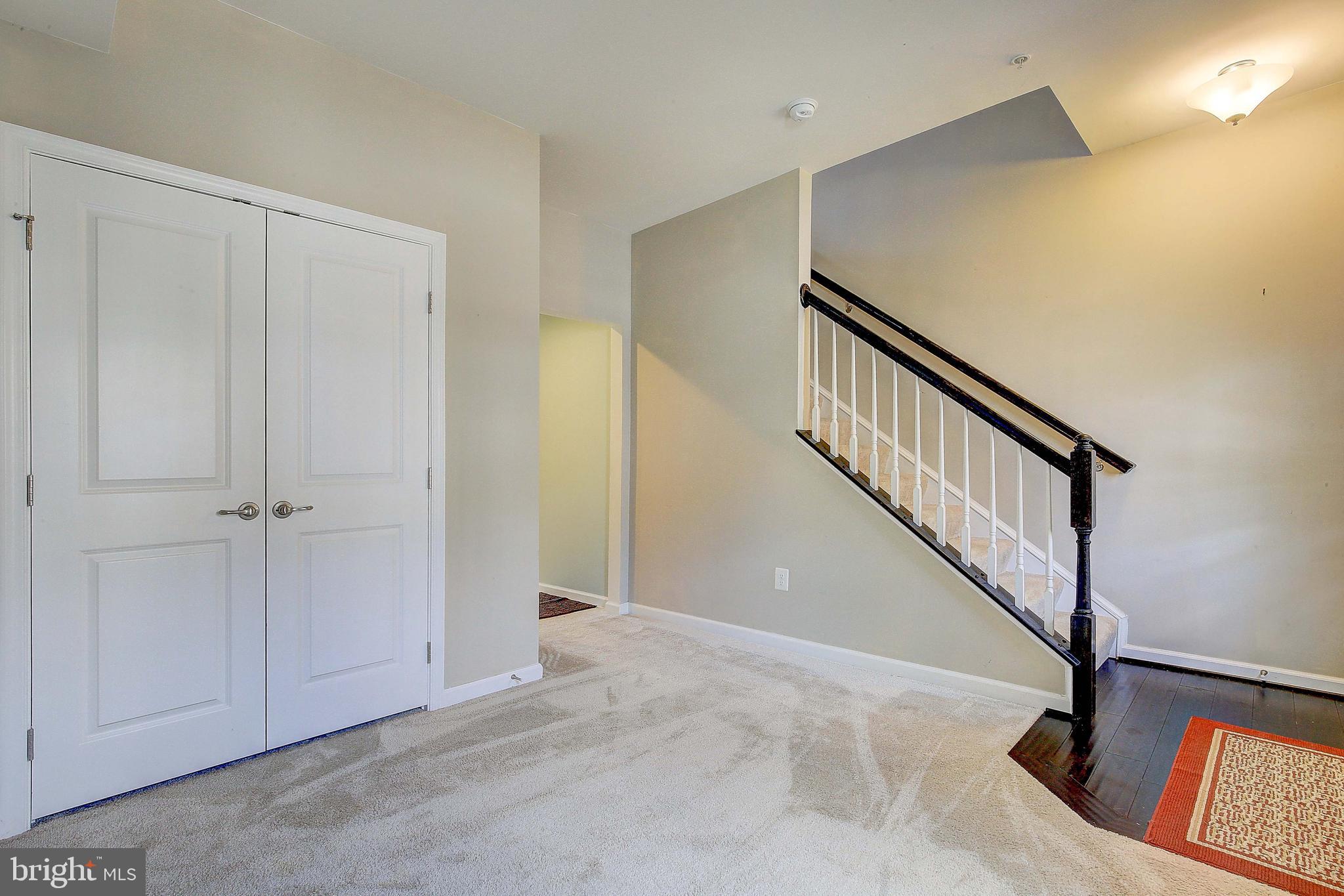 CREEKSIDE VILLAGE AT TANYARD SPRINGS - Residential