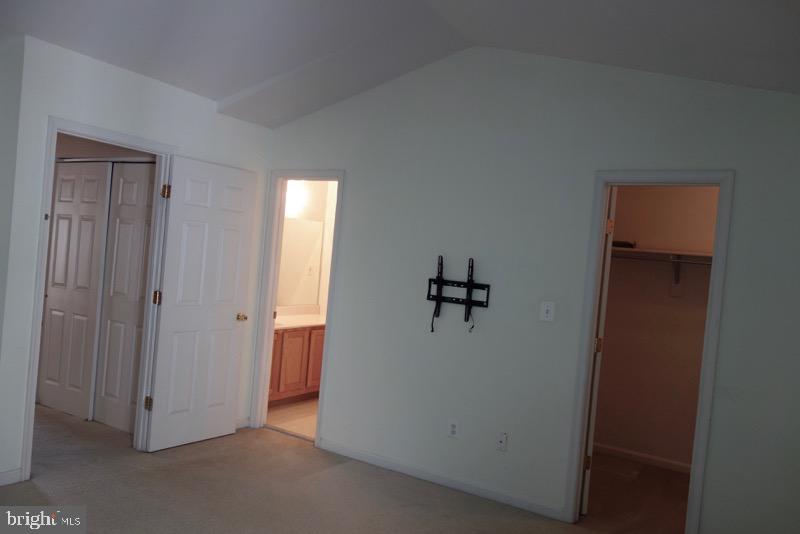 SUGARLAND OAKS - Residential Lease