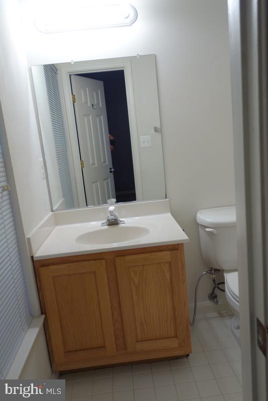 SUGARLAND OAKS - Residential Lease