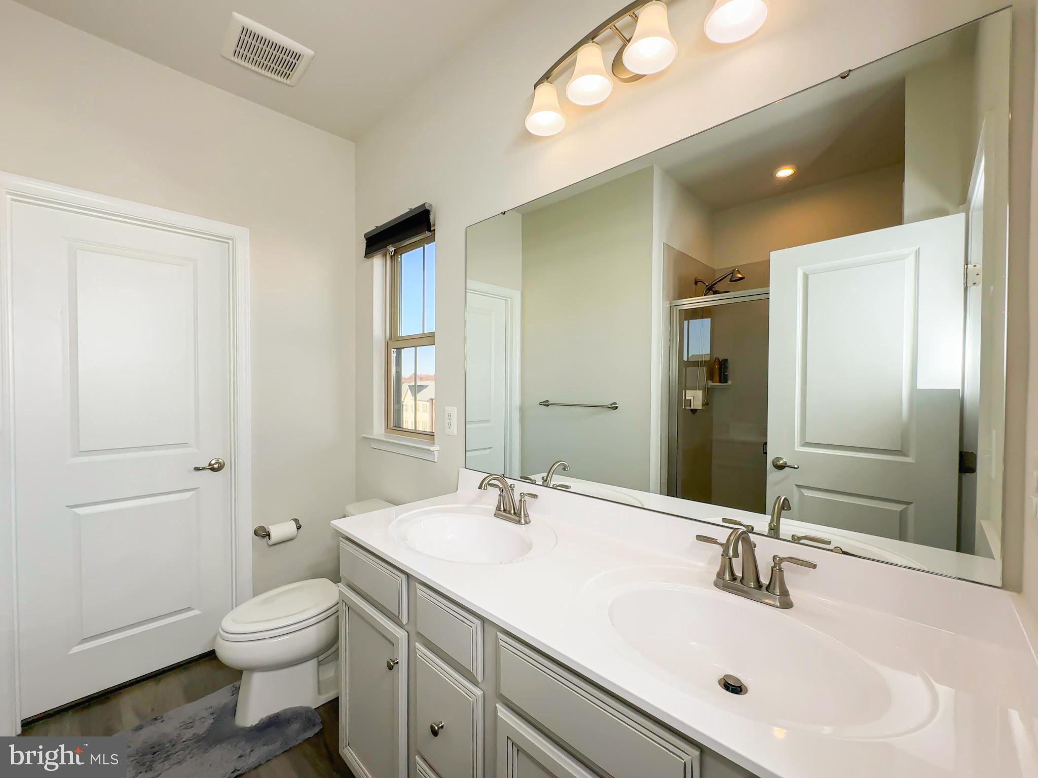 PARKSIDE - Residential Lease