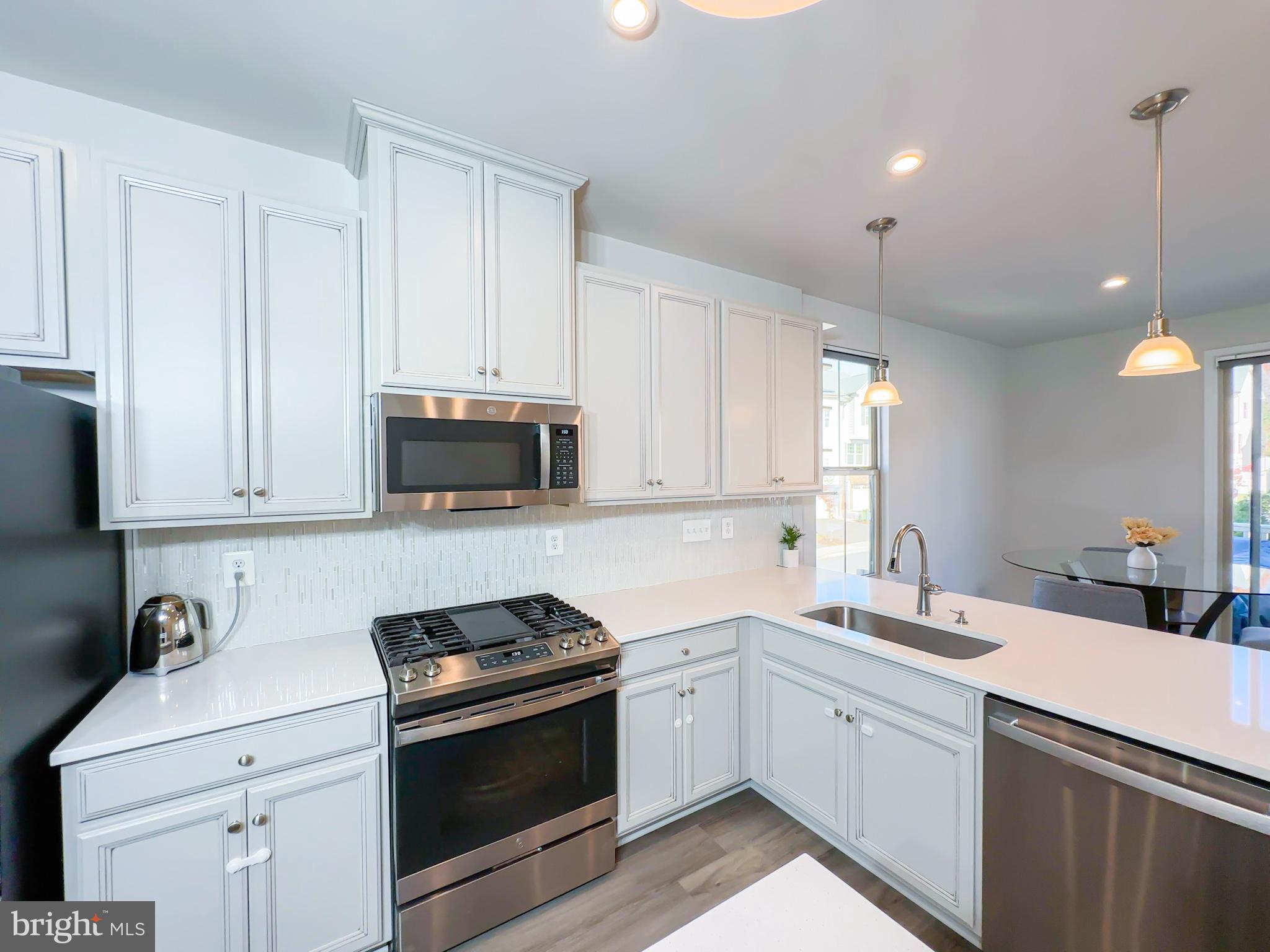 PARKSIDE - Residential Lease