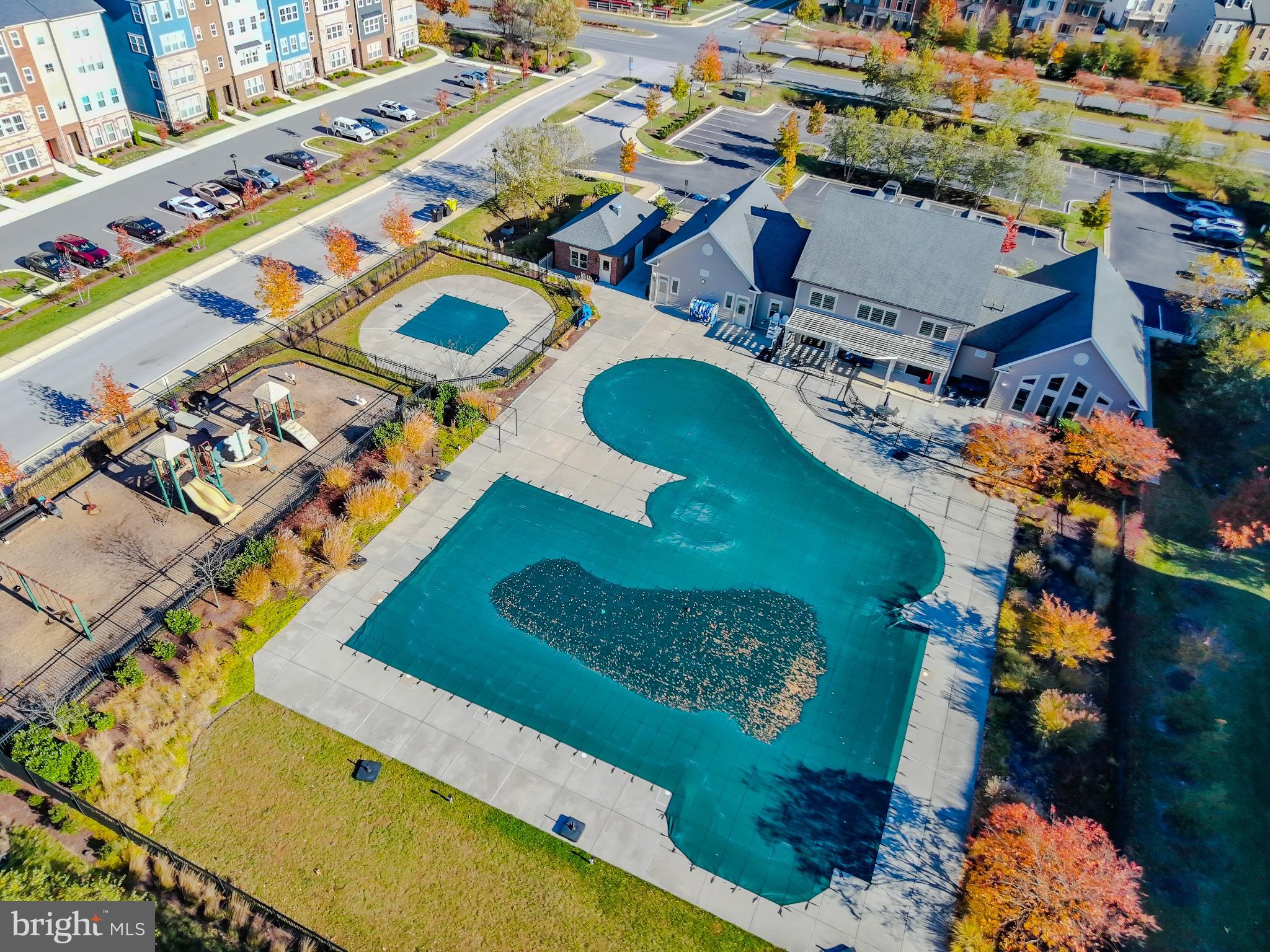 PARKSIDE - Residential Lease