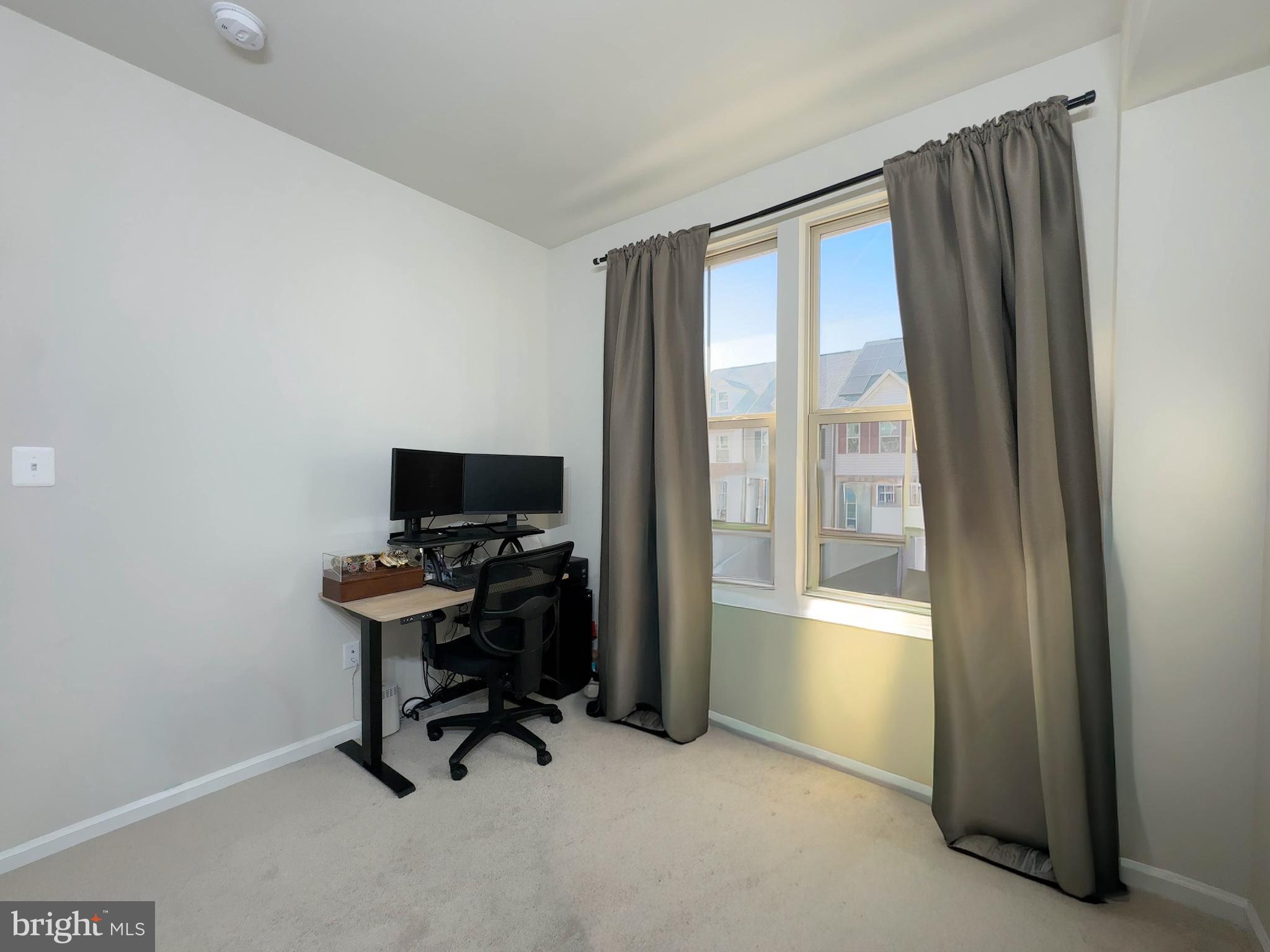 PARKSIDE - Residential Lease