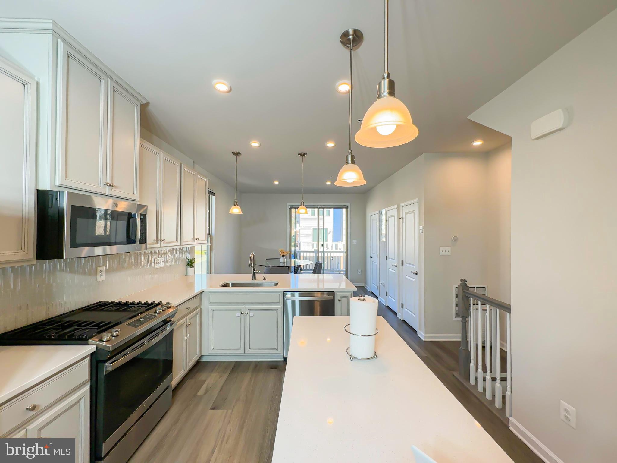 PARKSIDE - Residential Lease