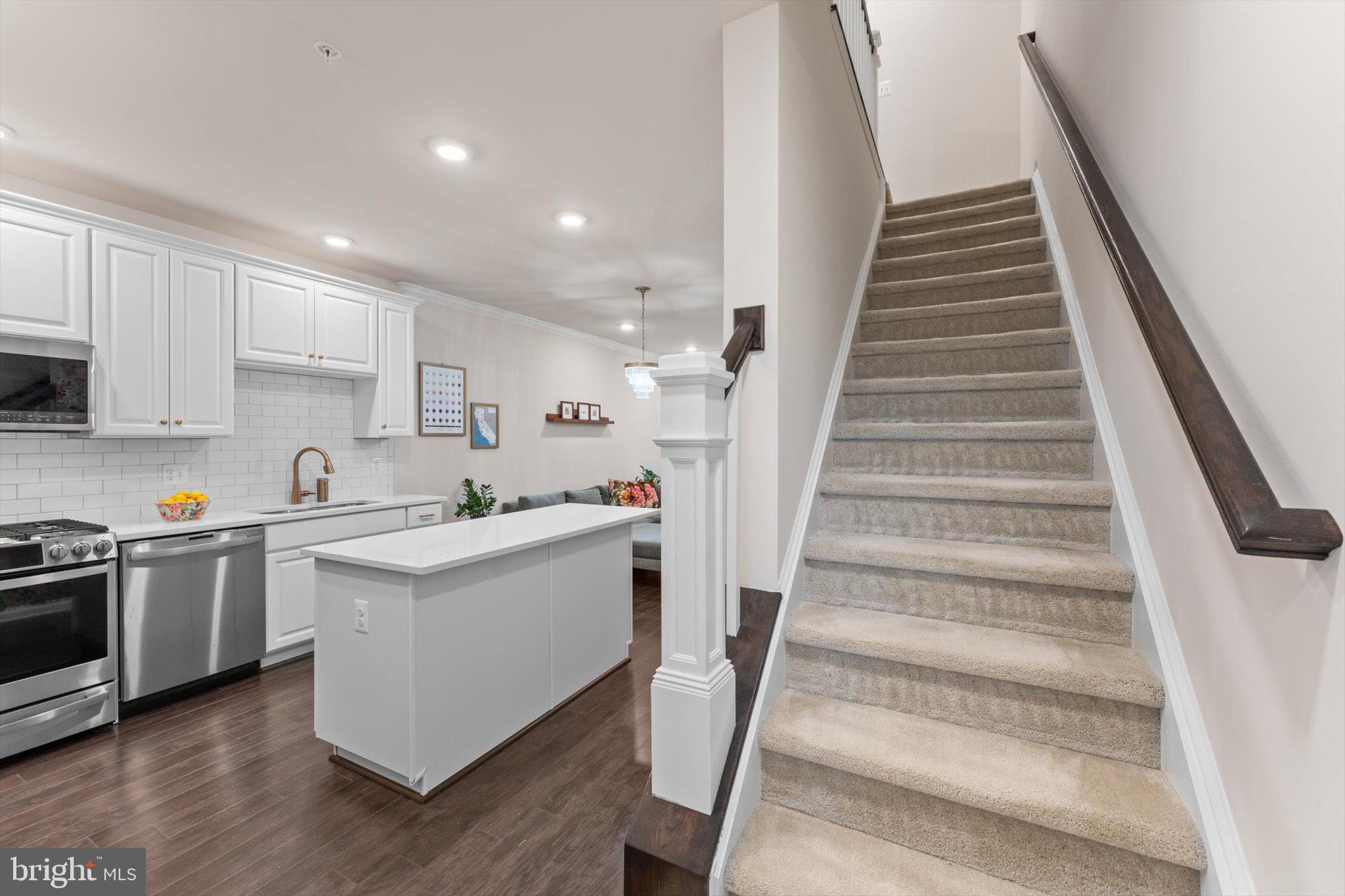 RIDGES AT LOUDOUN VALLEY - Residential